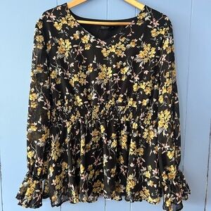 Women’s Flower Flowing Shirt - Size 2XL